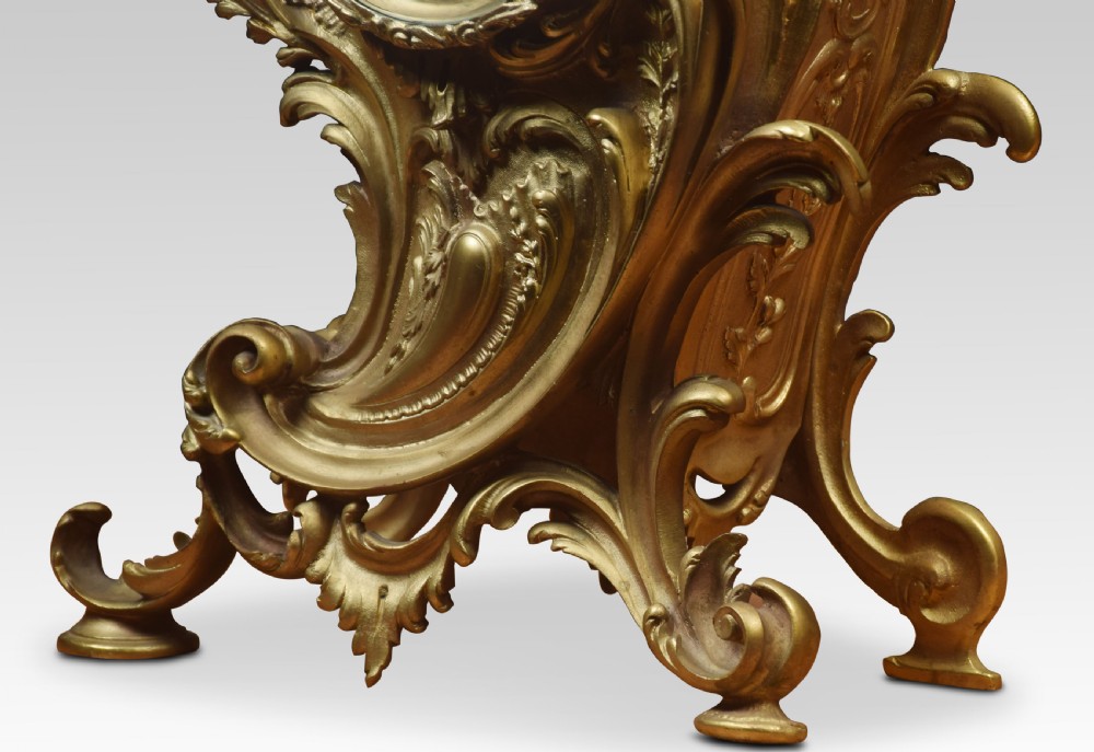 French gilt metal mantel clock View VIII
