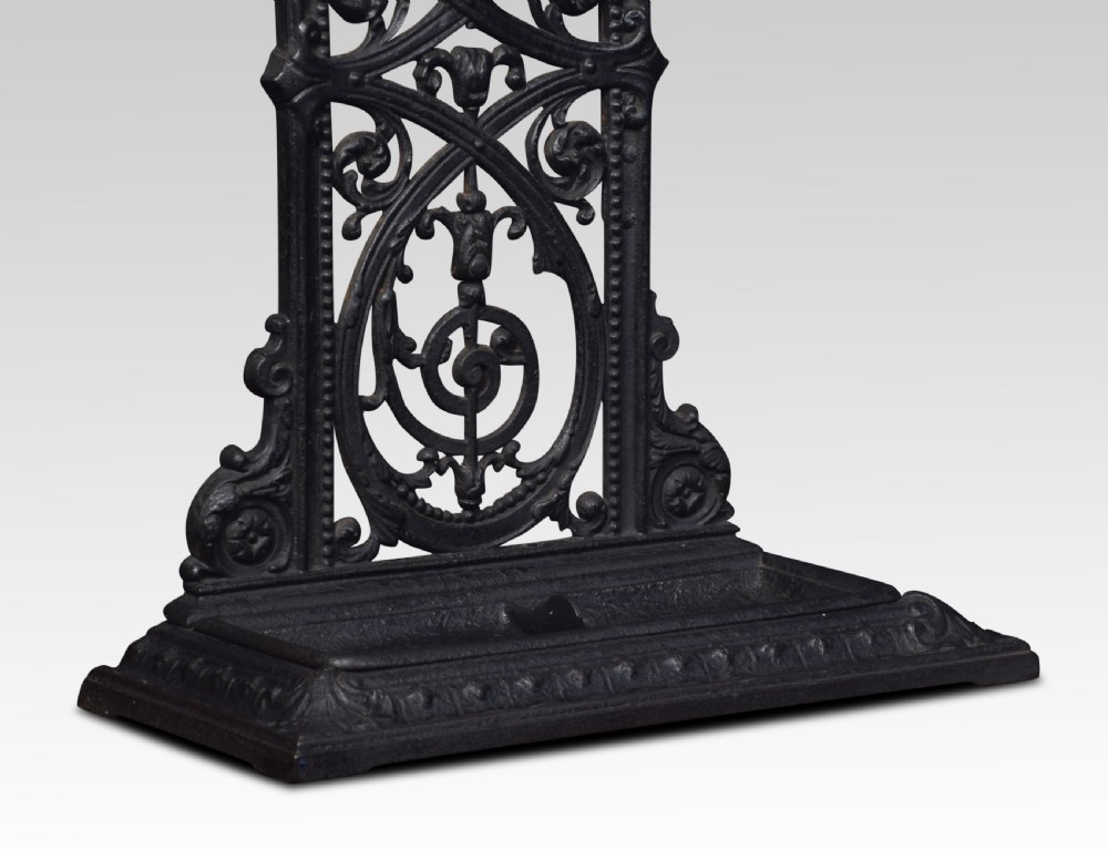 Falkirk cast iron umbrella stand View VI