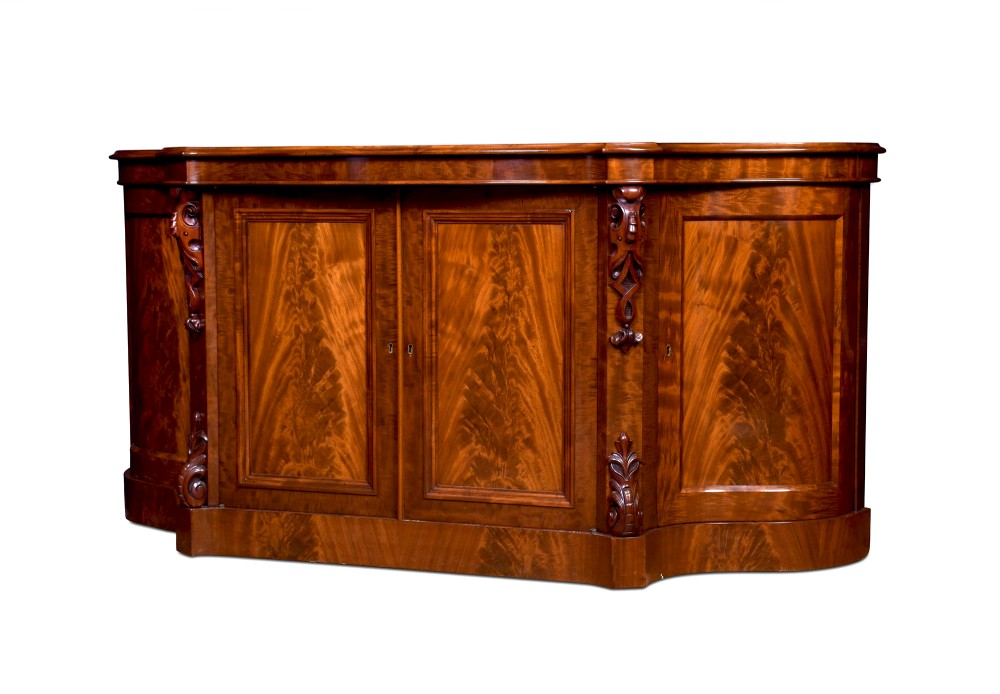 19th Century mahogany serpentine fronted sideboard