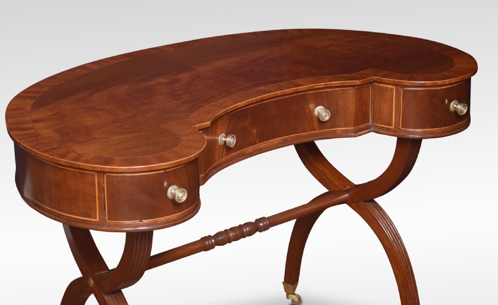 Mahogany kidney shaped lady’s dressing table View II