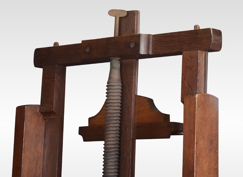 Oak artist’s adjustable studio easel View VI