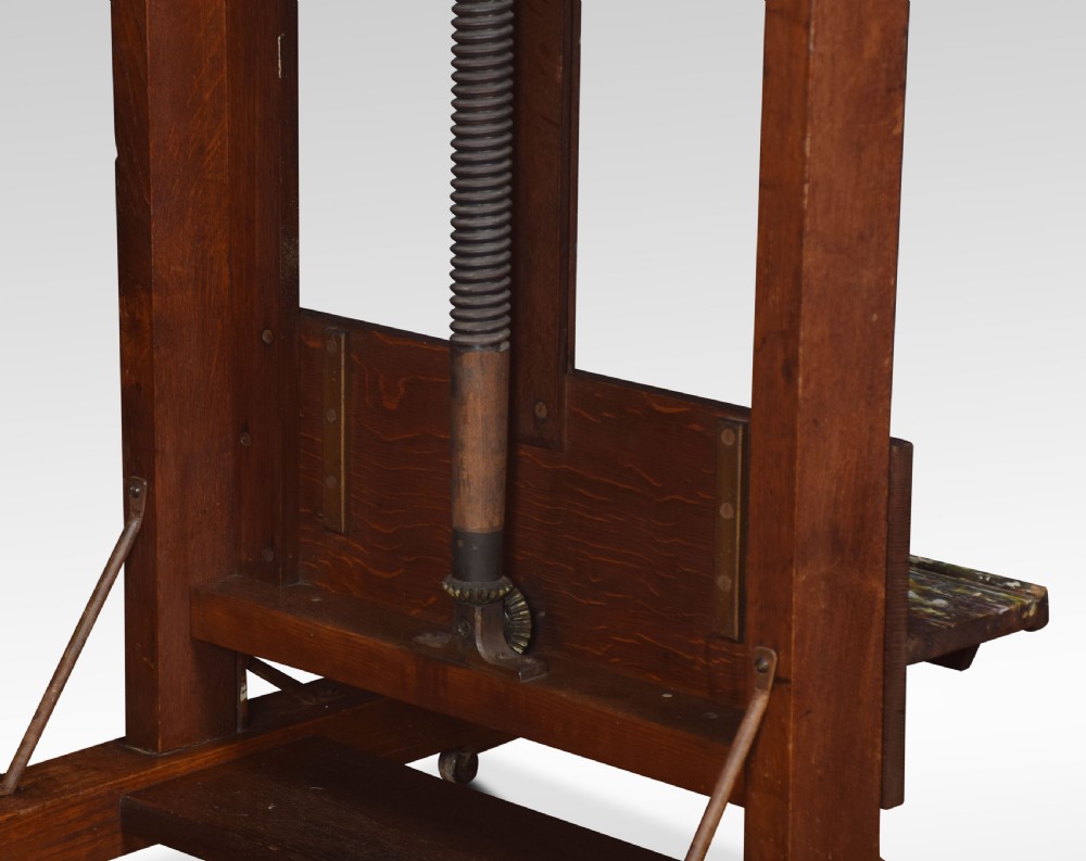 Oak artist’s adjustable studio easel View VII