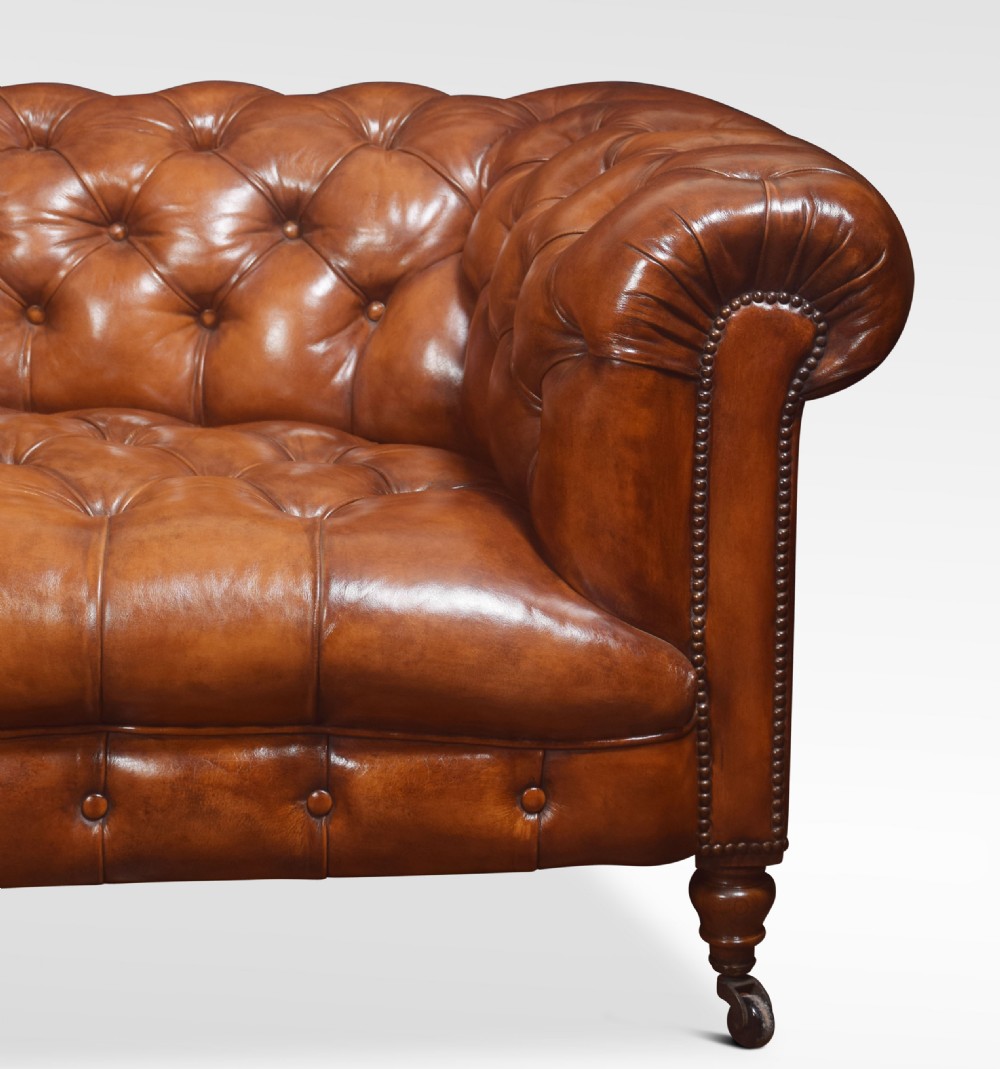 Leather deep buttoned chesterfield View II
