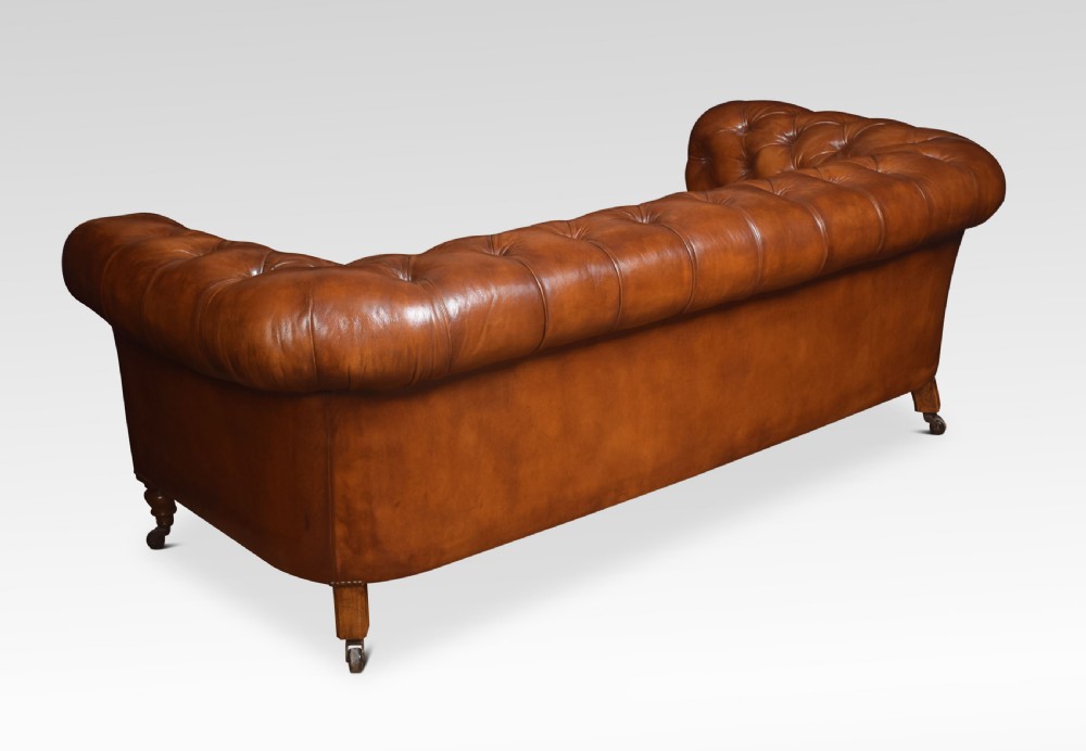 Leather deep buttoned chesterfield View IX