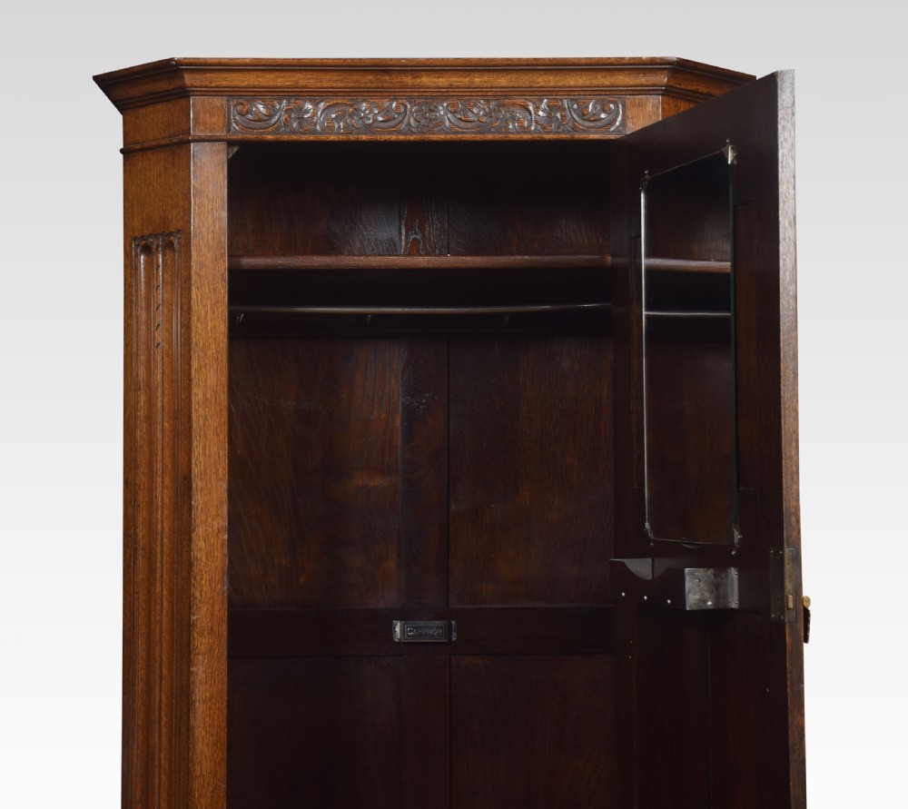 Solid oak hall robe View XIII