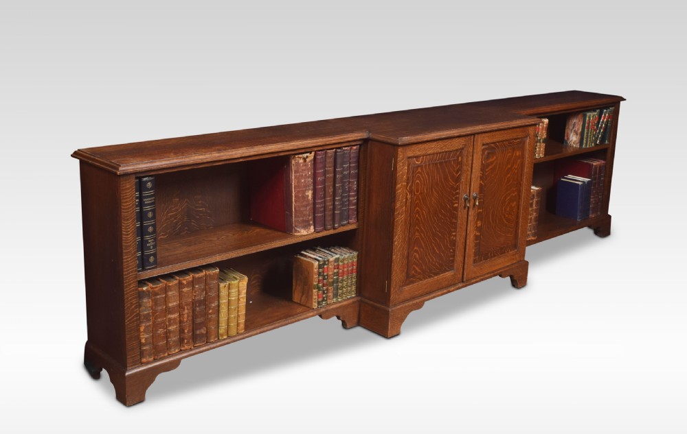 Very large oak dwarf breakfront bookcase View VI