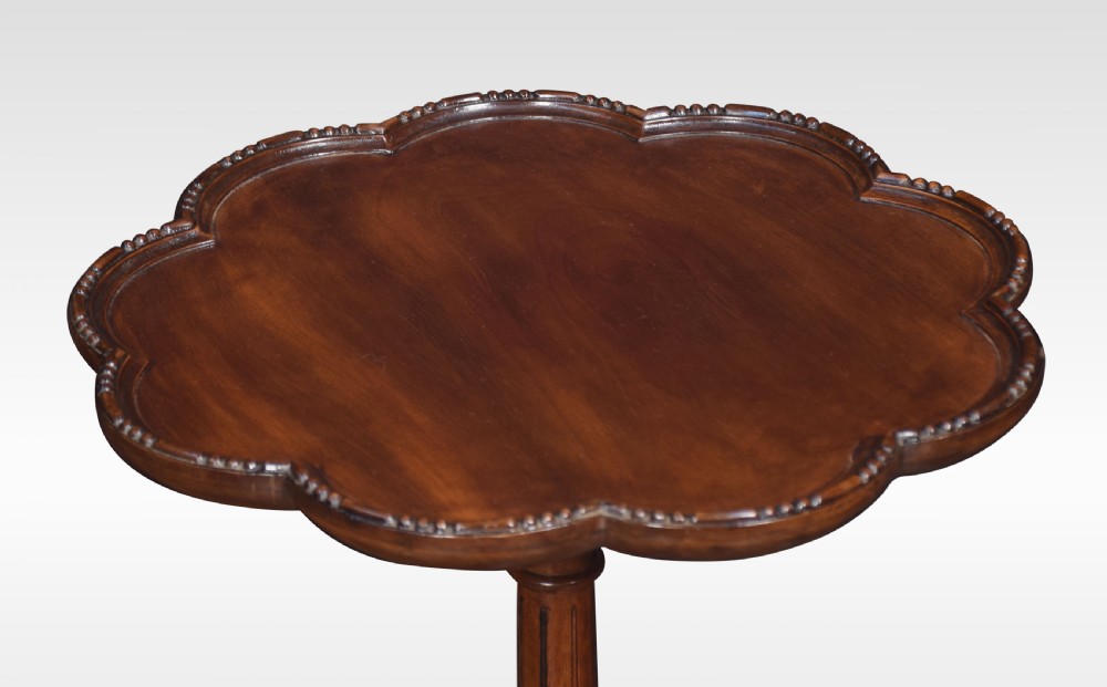 Mahogany side table View IV