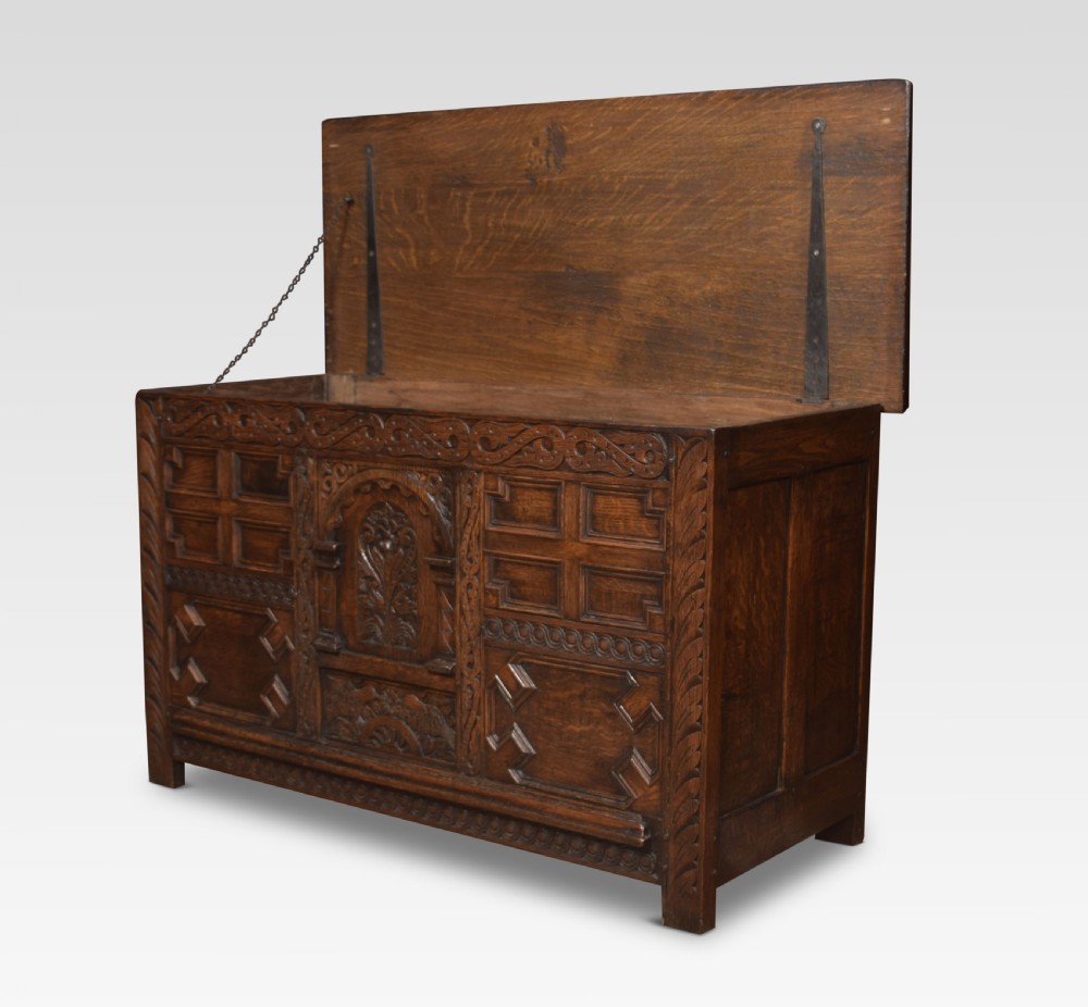 19th century oak blanket box View VI