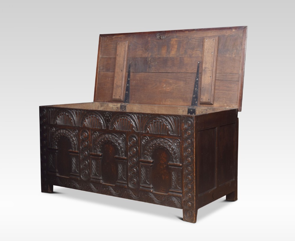  18th century oak blanket box View V