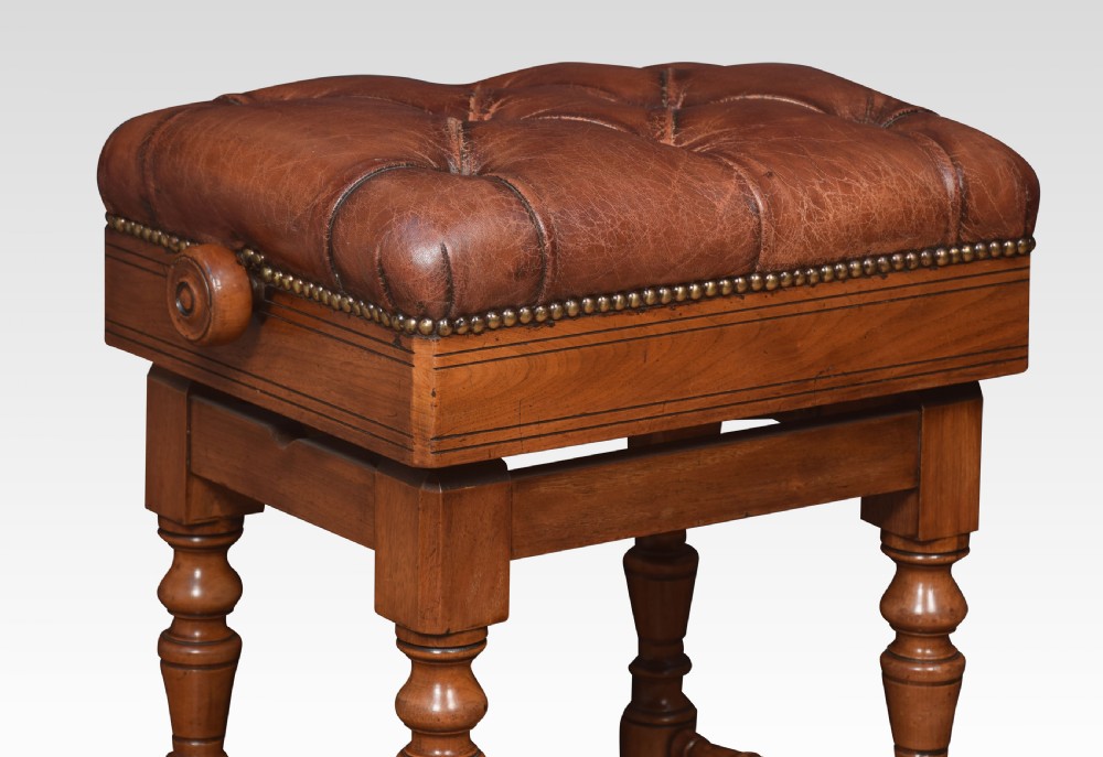 Mahogany ajustable stool View II