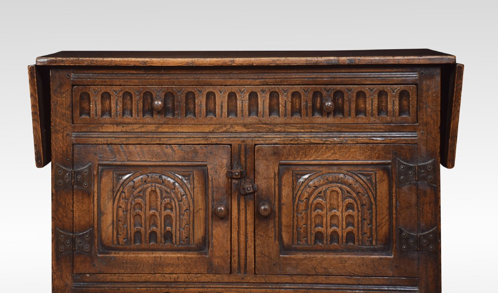 18th century style oak cupboard View II