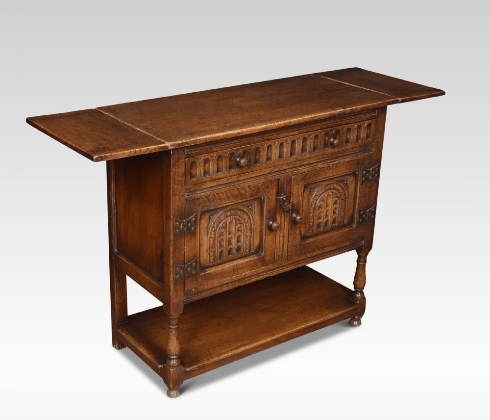 18th century style oak cupboard View VI