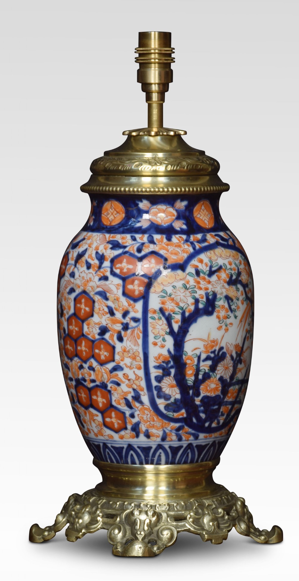 Japanese Imari baluster table lamp