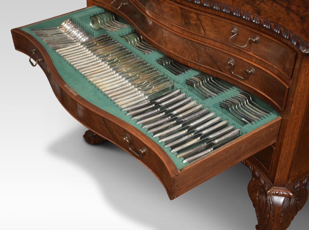 Walnut serpentine fronted canteen of cutlery View IX