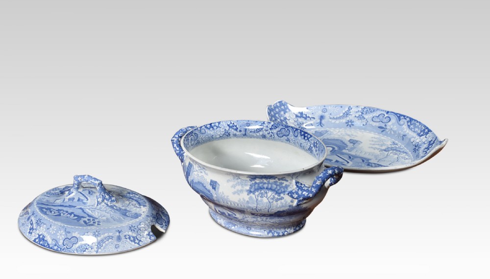 Spode blue and white Tureen View IV