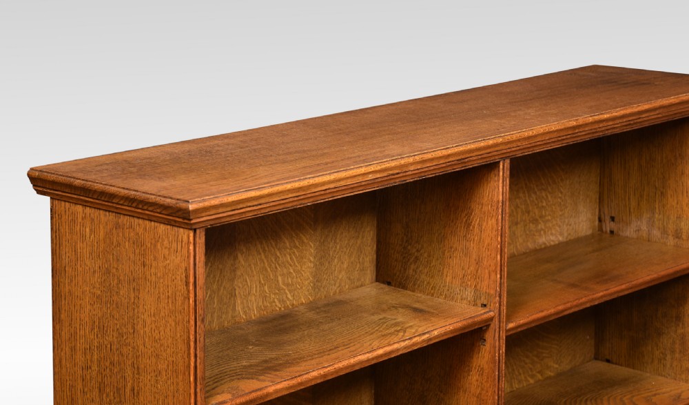 Oak open bookcase View III