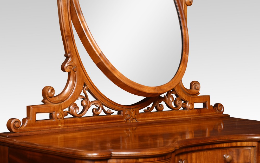  Mahogany dressing table View VI