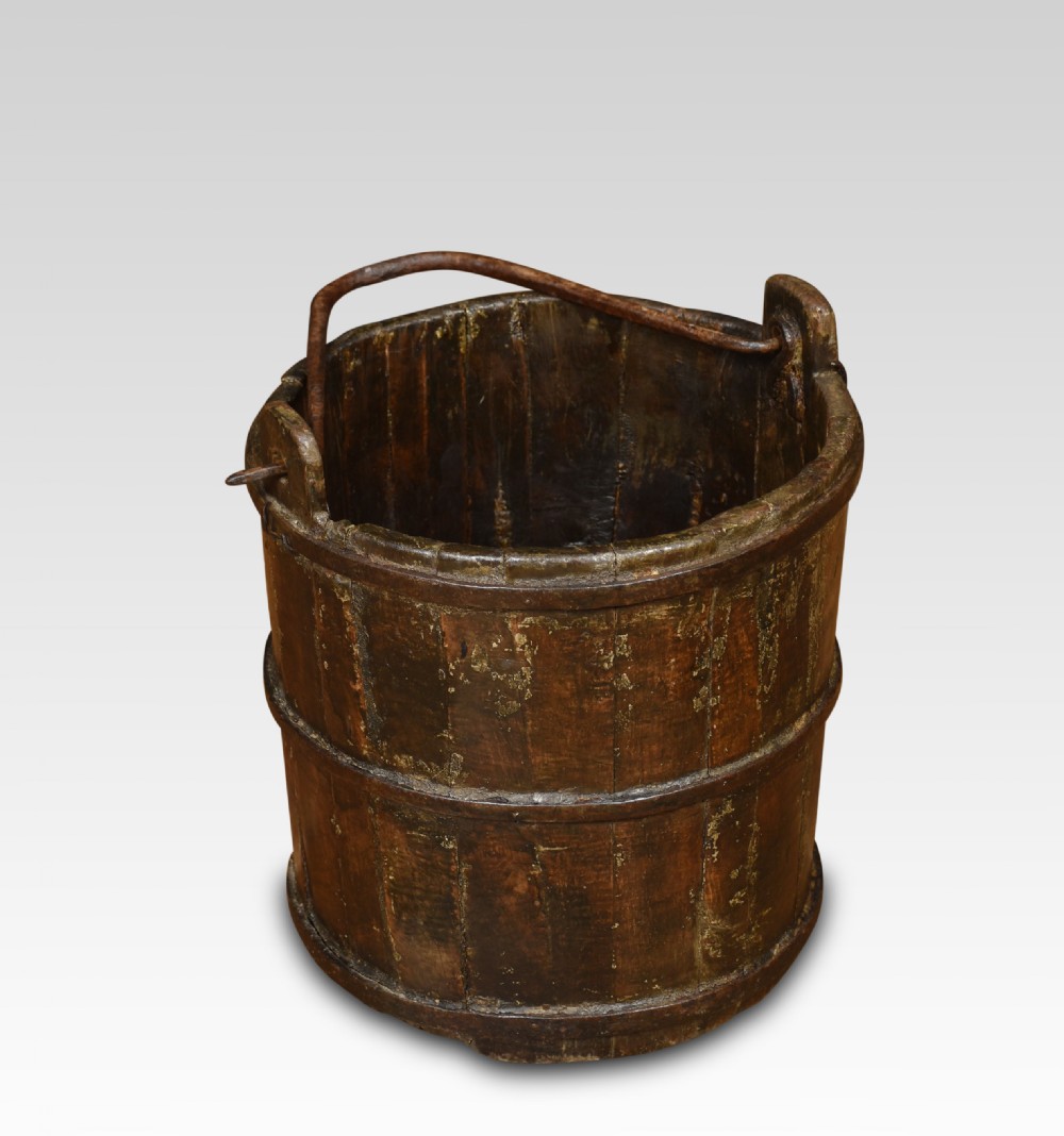 George III peat bucket View V