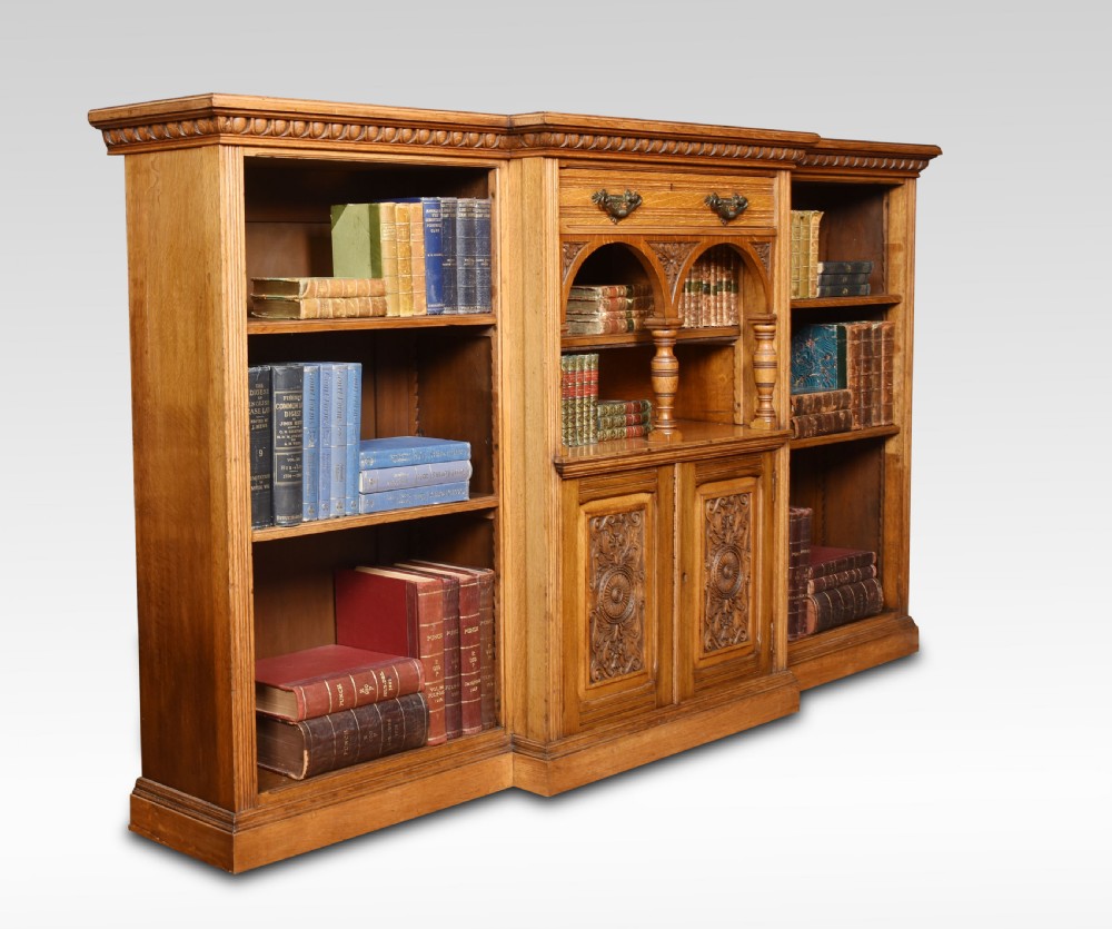 Reformed Gothic golden oak open bookcase View VI
