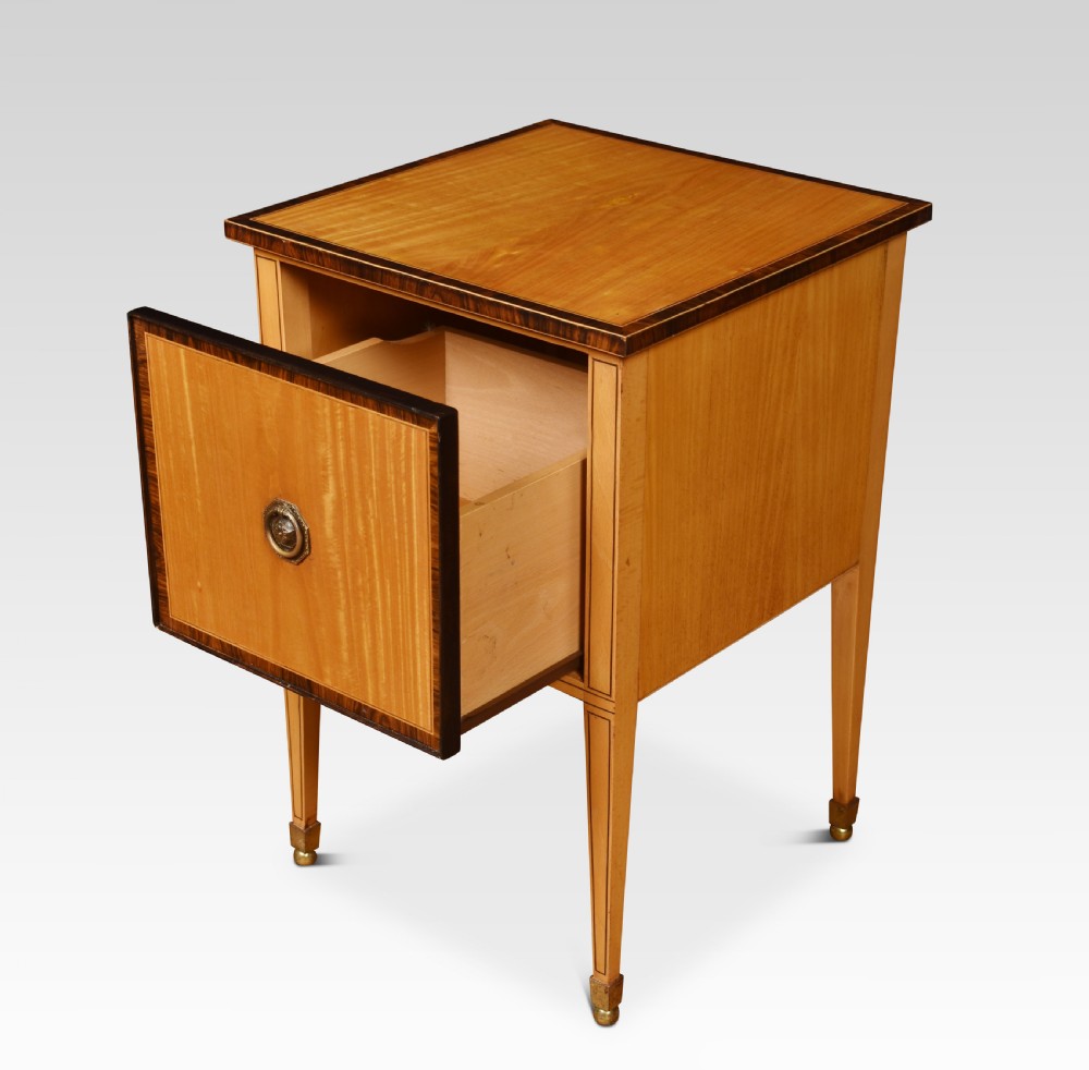 Pair of satinwood bedside cabinets View VI