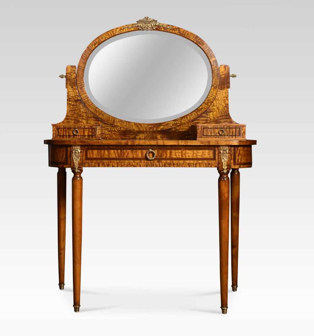 Hungarian ash dressing table