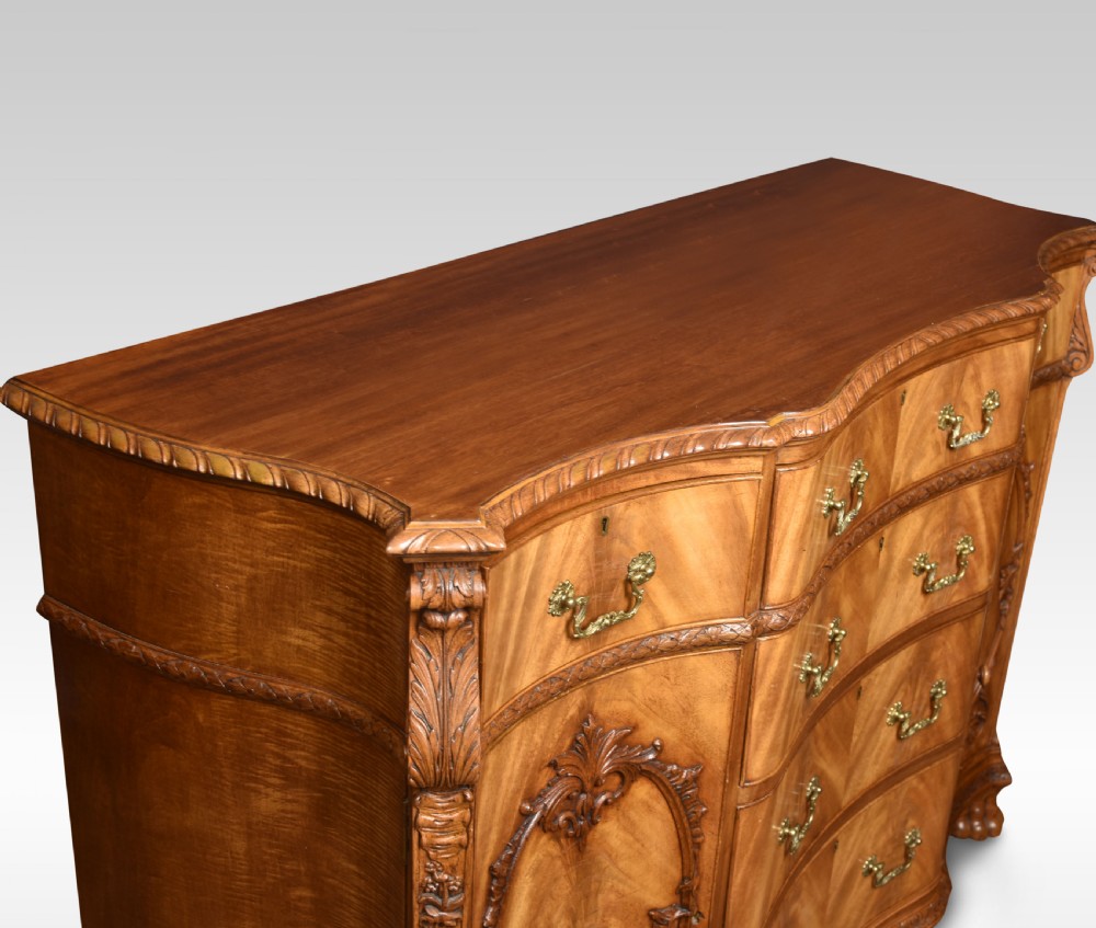 George III style serpentine fronted sideboard View VIII