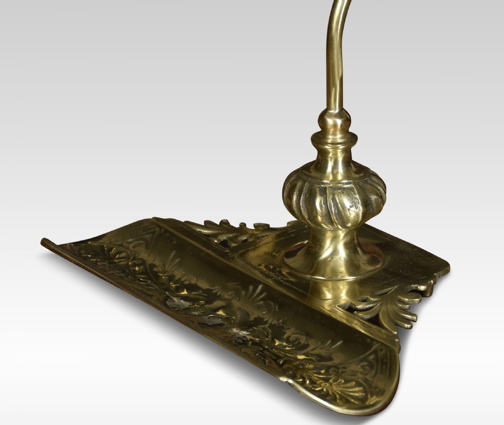 Bankers brass desk lamp View III