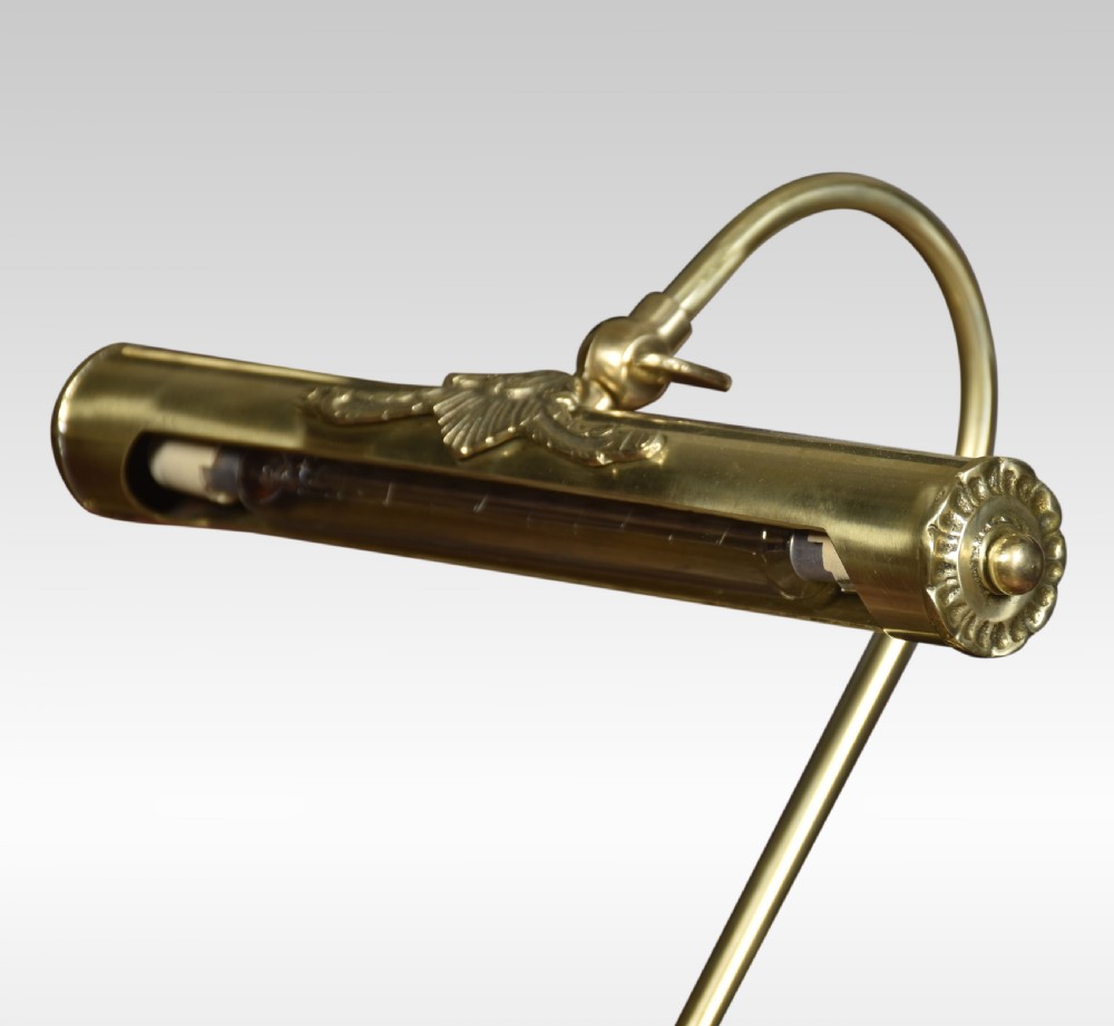 Bankers brass desk lamp View VI