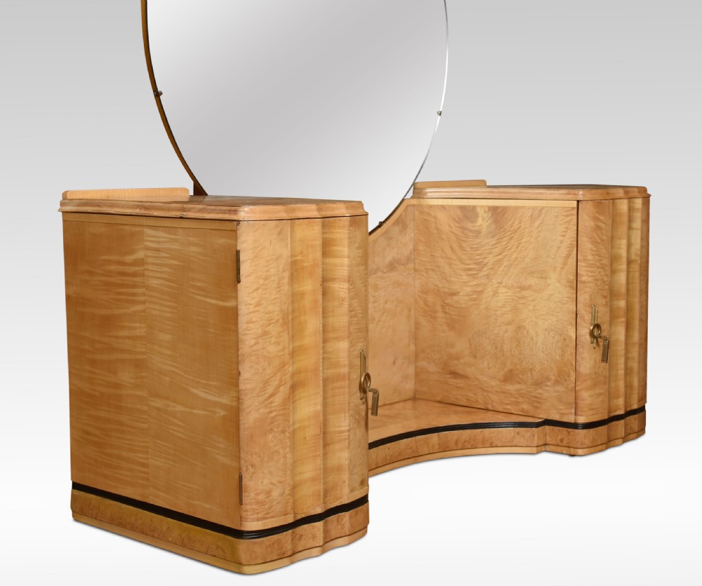 Art Deco Dressing table View V