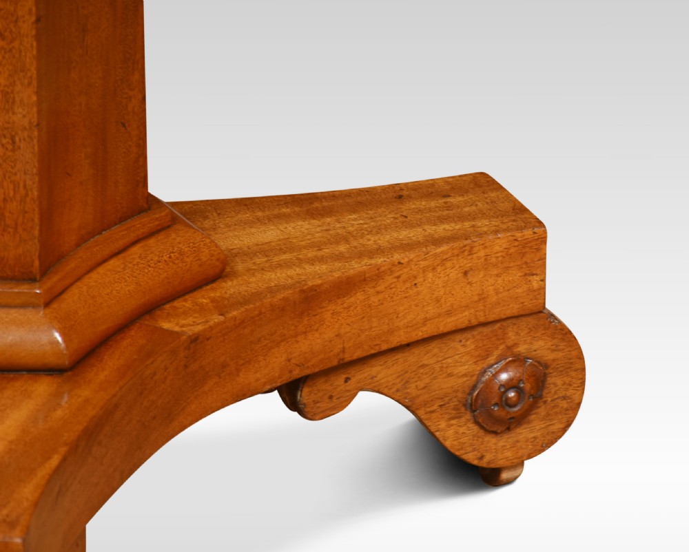 Mahogany pedestal table View IV