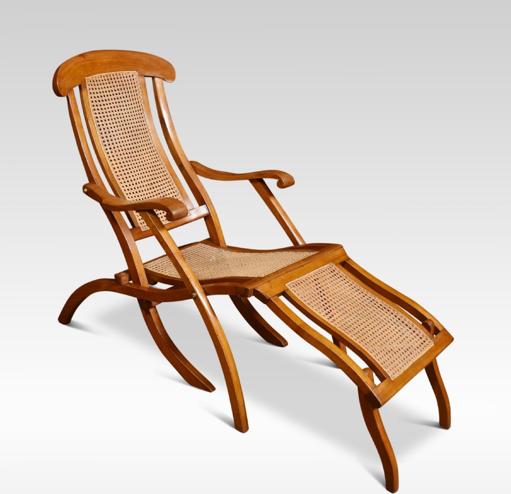 Walnut framed folding Steamer deck chair View II