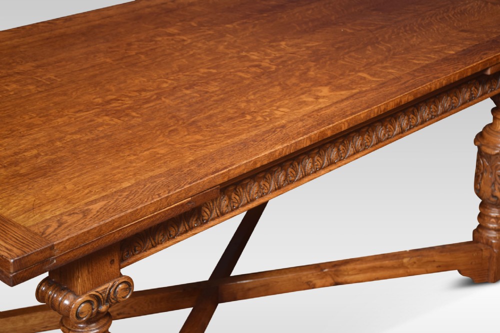 Oak draw-leaf refectory table View III
