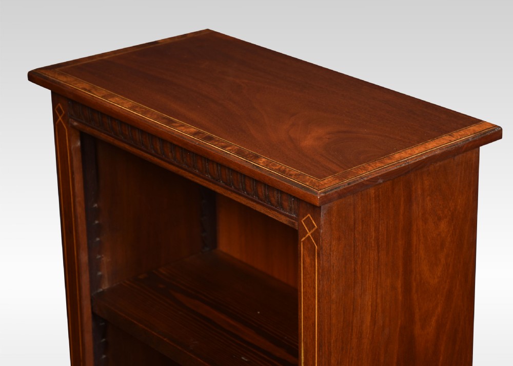 Mahogany open bookcase View VI