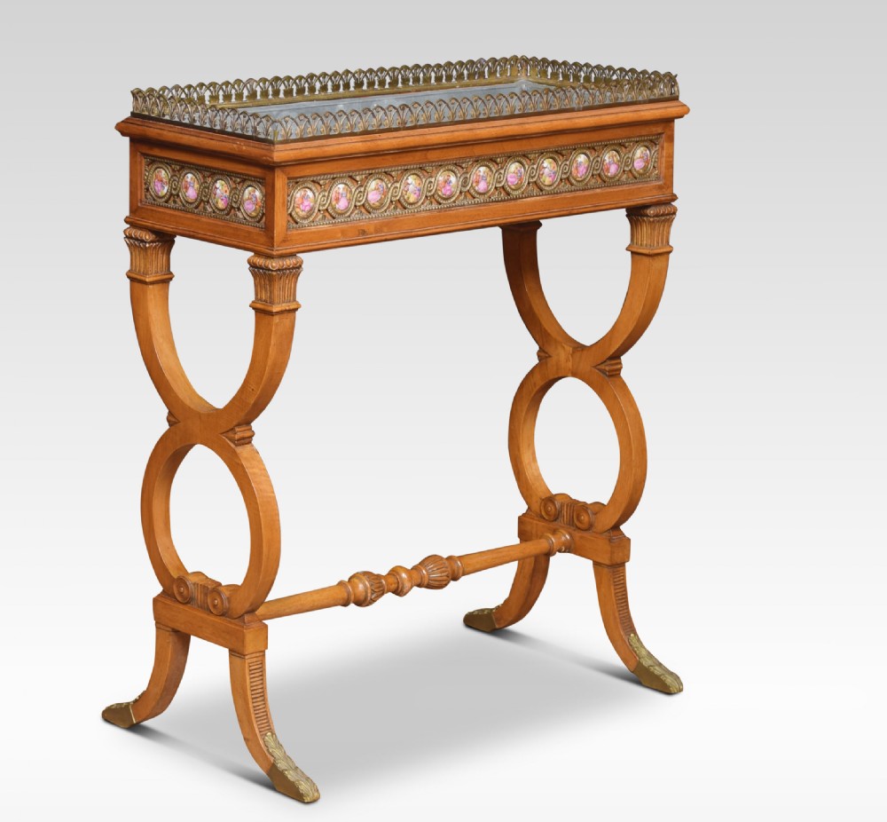 Walnut jardiniere  View II