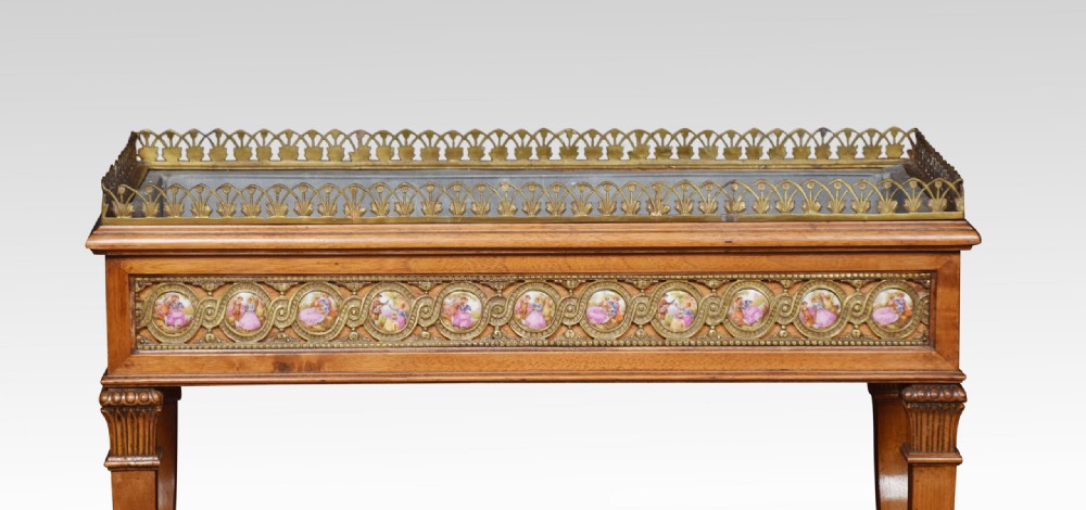 Walnut jardiniere  View V