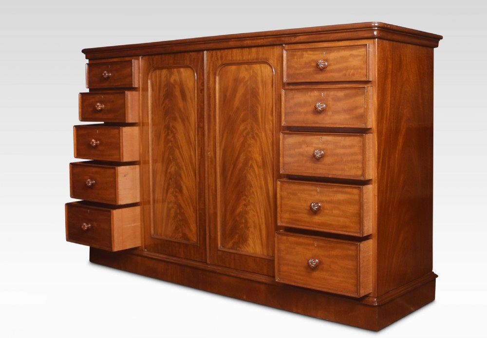Regency mahogany low linen press View VIII