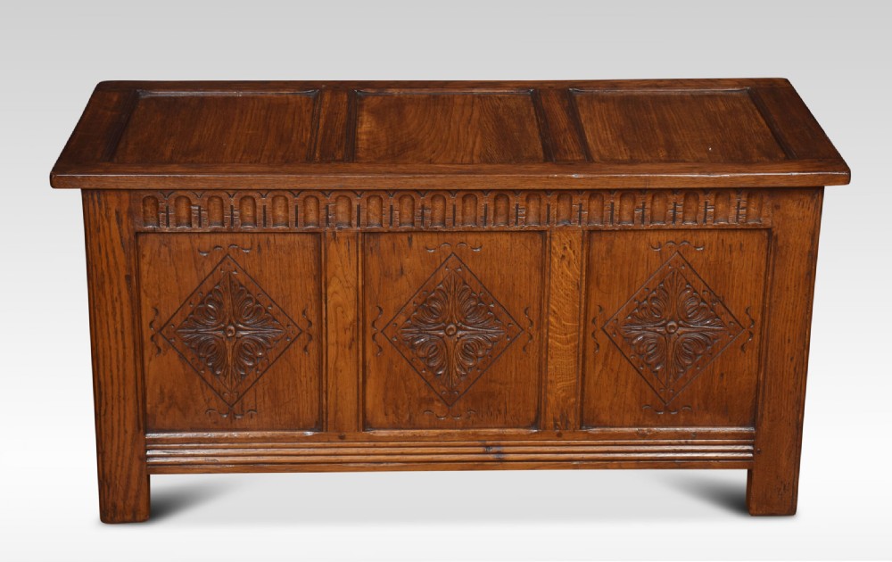 Oak carved coffer chest View II