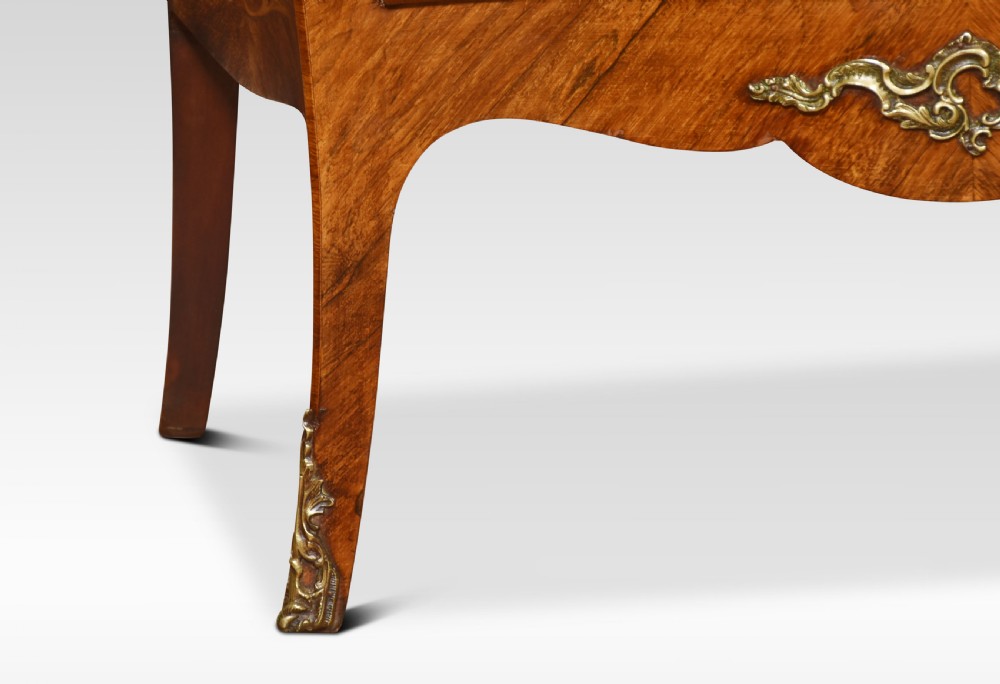 Large Kingwood and marquetry commode View IV