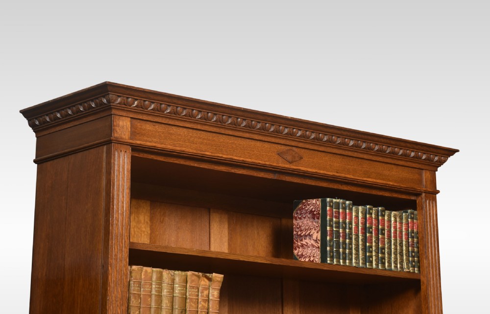 Oak open bookcase View V