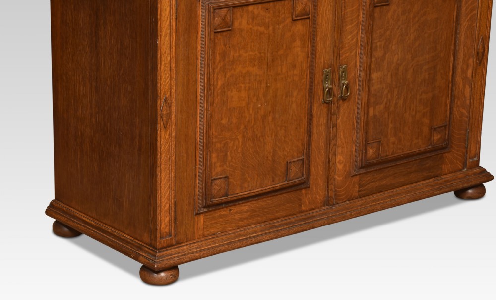 Oak open bookcase View VI