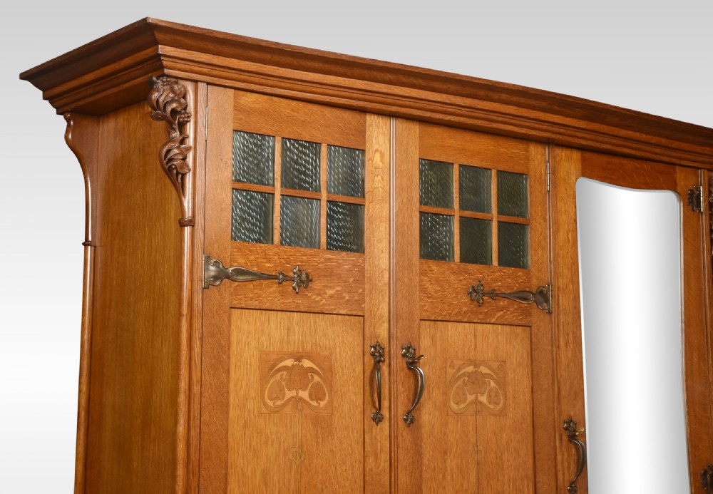 Arts and Crafts Oak Three Door Wardrobe View VIII