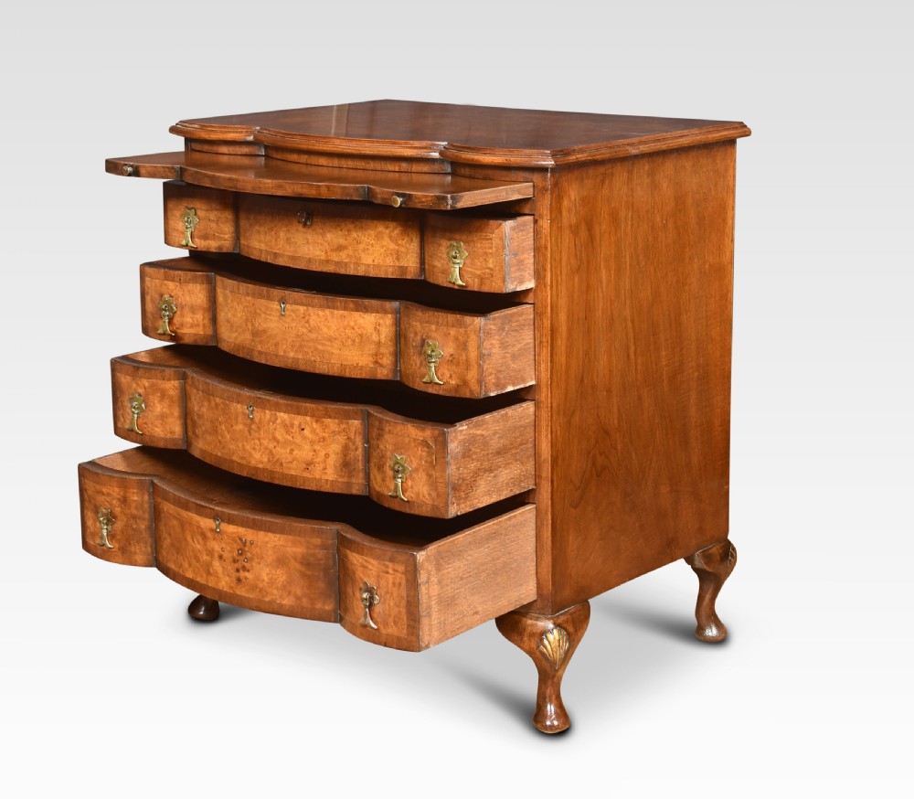 Figured walnut chest of drawers View VI