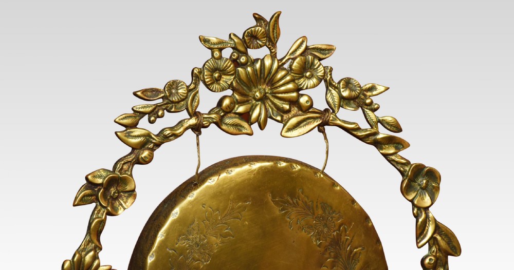 Brass table gong View II