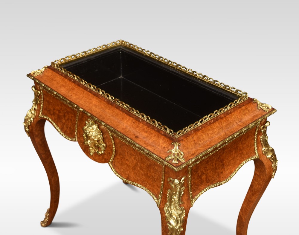 19th century walnut jardiniere View IV