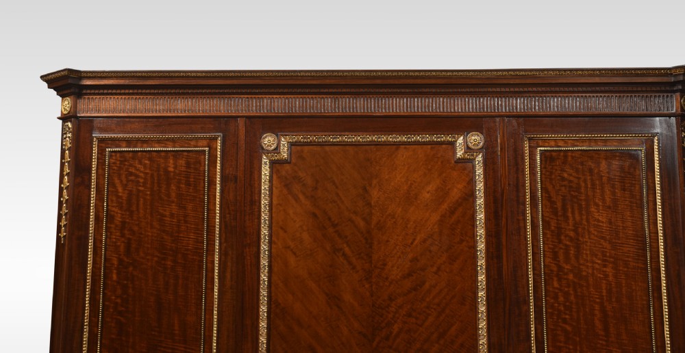 Mahogany three-door compactum wardrobe View III