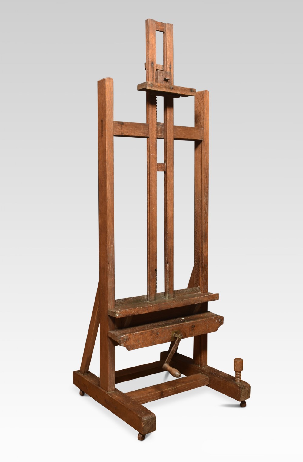 Oak artist’s adjustable studio easel