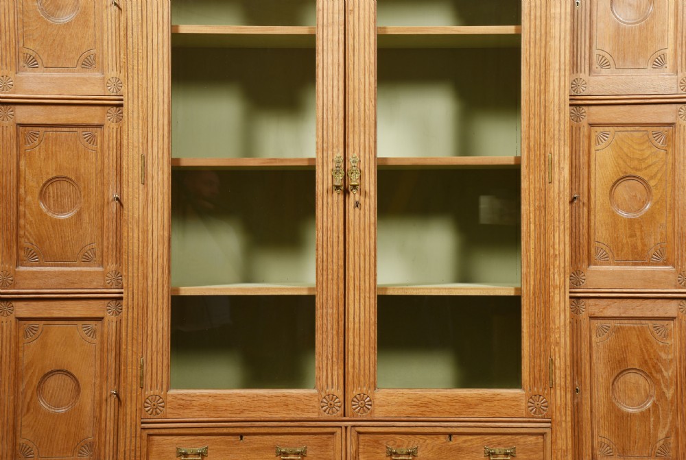 19th century oak kitchen cupboard View III