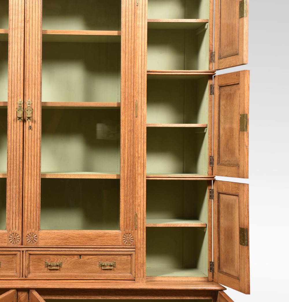 19th century oak kitchen cupboard View VII