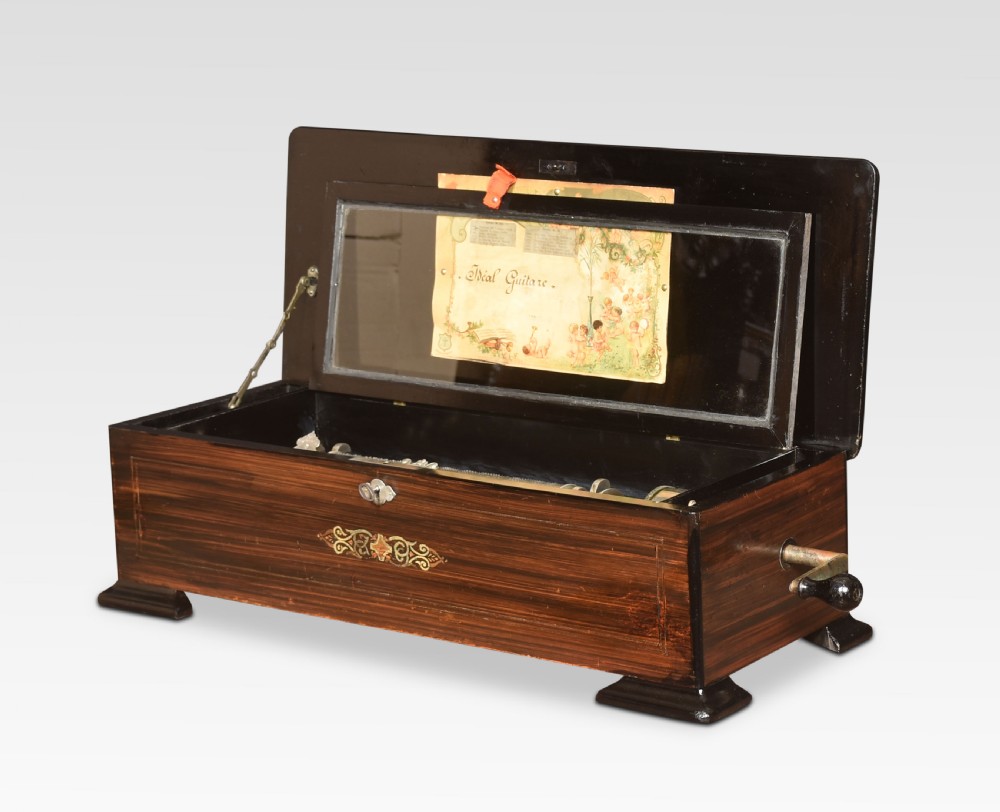 Cylinder musical box