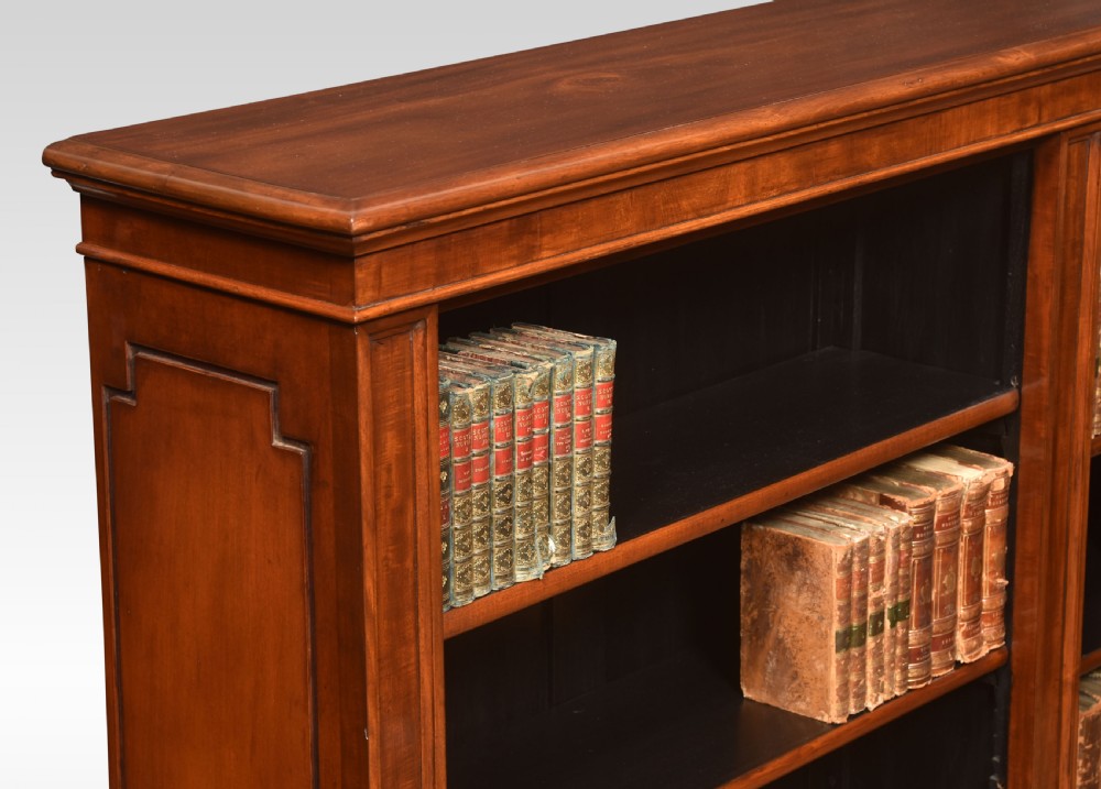 Mahogany dwarf open bookcase View II